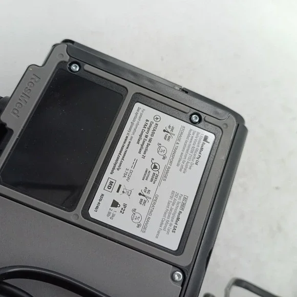 RESMED AIRSENSE 10 AUTOSET SLEEP APNEA MACHINE only 33 RUN HOURS - Picture 6 of 6